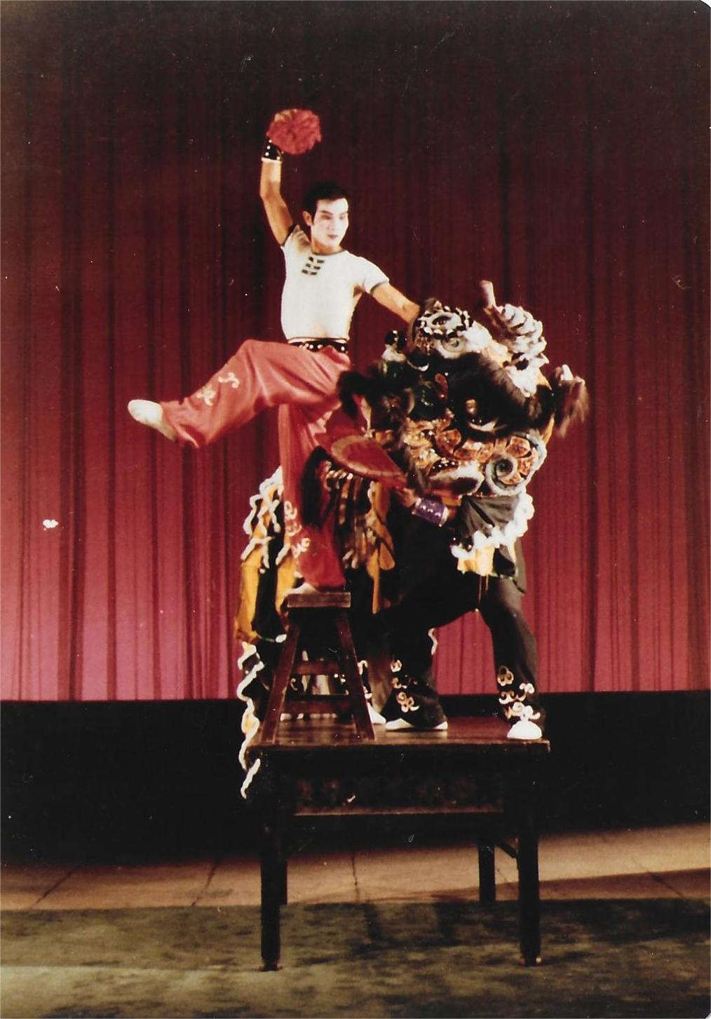 《醒獅》
