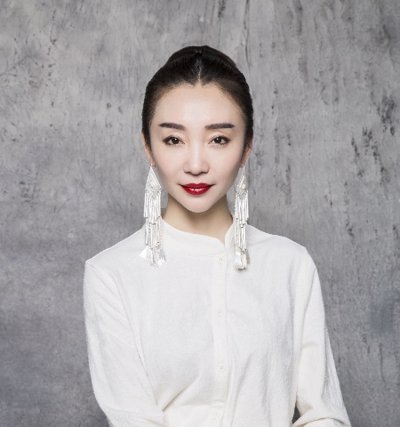 周莉亞
